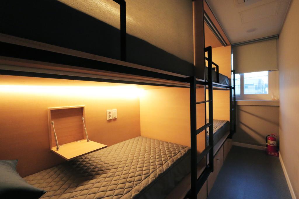 Blueboat Hostel Gyeongju Room photo
