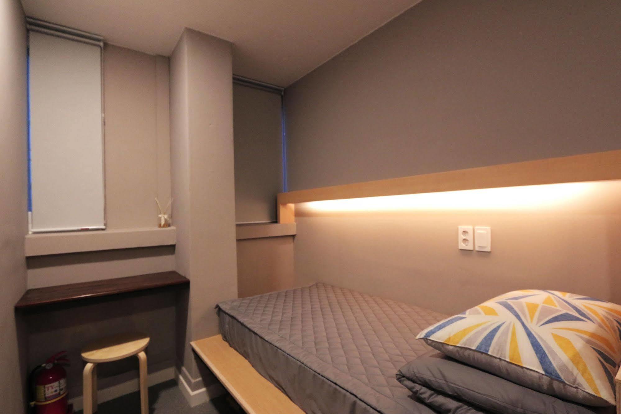 Blueboat Hostel Gyeongju Exterior photo